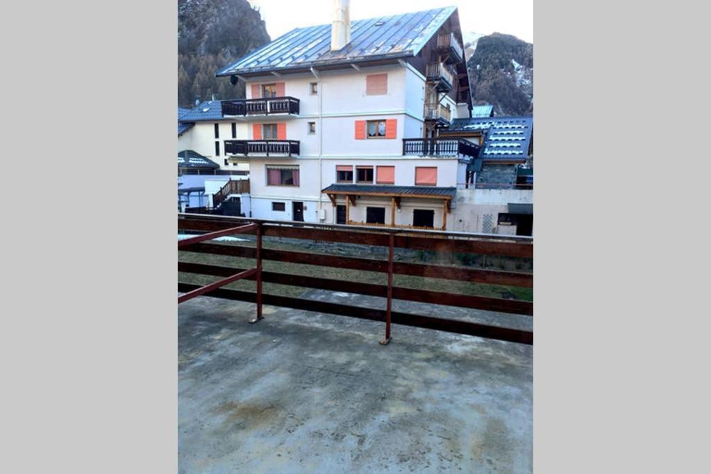 Jaune Genepi - 4 Personnes - 49M2 Et 17M2 Terrasse Valloire Exterior foto