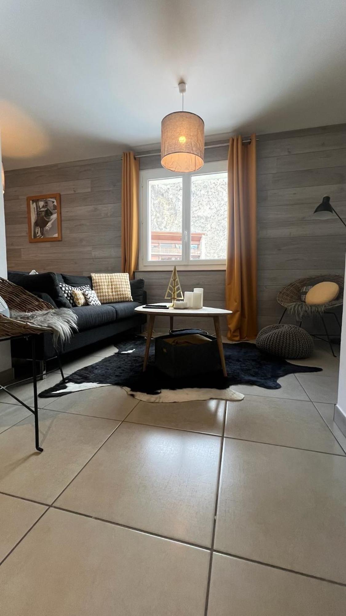 Jaune Genepi - 4 Personnes - 49M2 Et 17M2 Terrasse Valloire Exterior foto